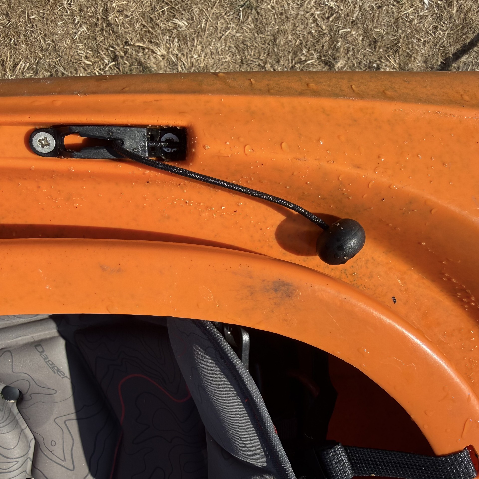 Chord keg control Dagger Stratos 14.5L sea kayak for sale