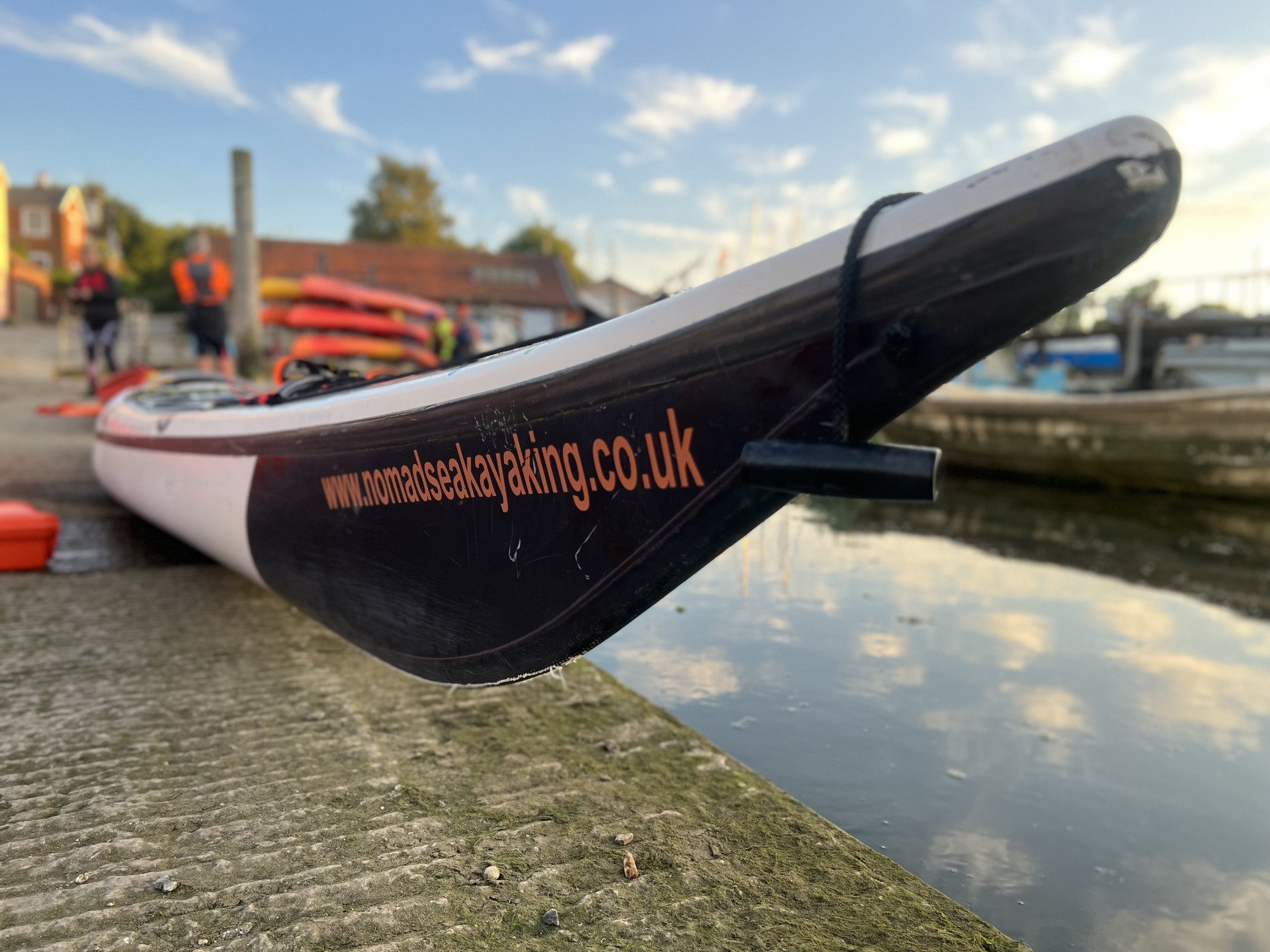 www.nomadseakayaking.co.uk