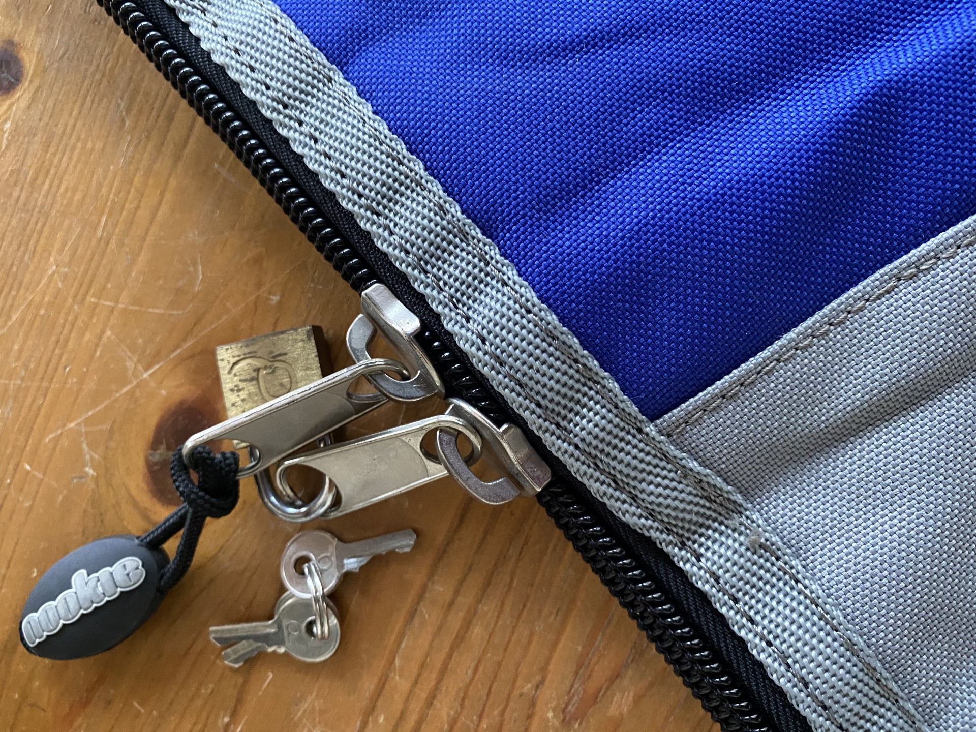 Double zip with lock & key for security